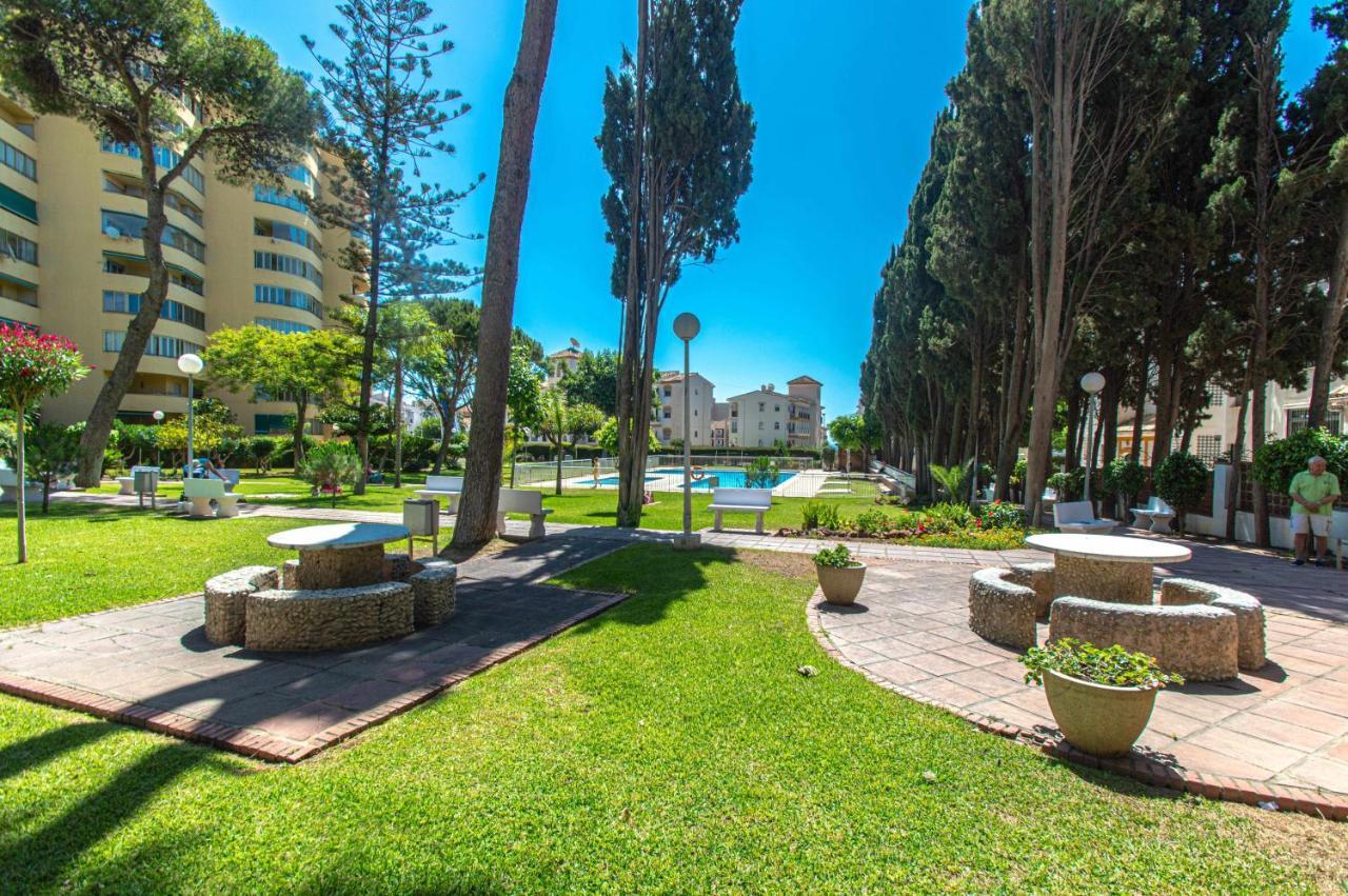 Appartamento El Rocio En La Playa De Cariluela Torremolinos Esterno foto